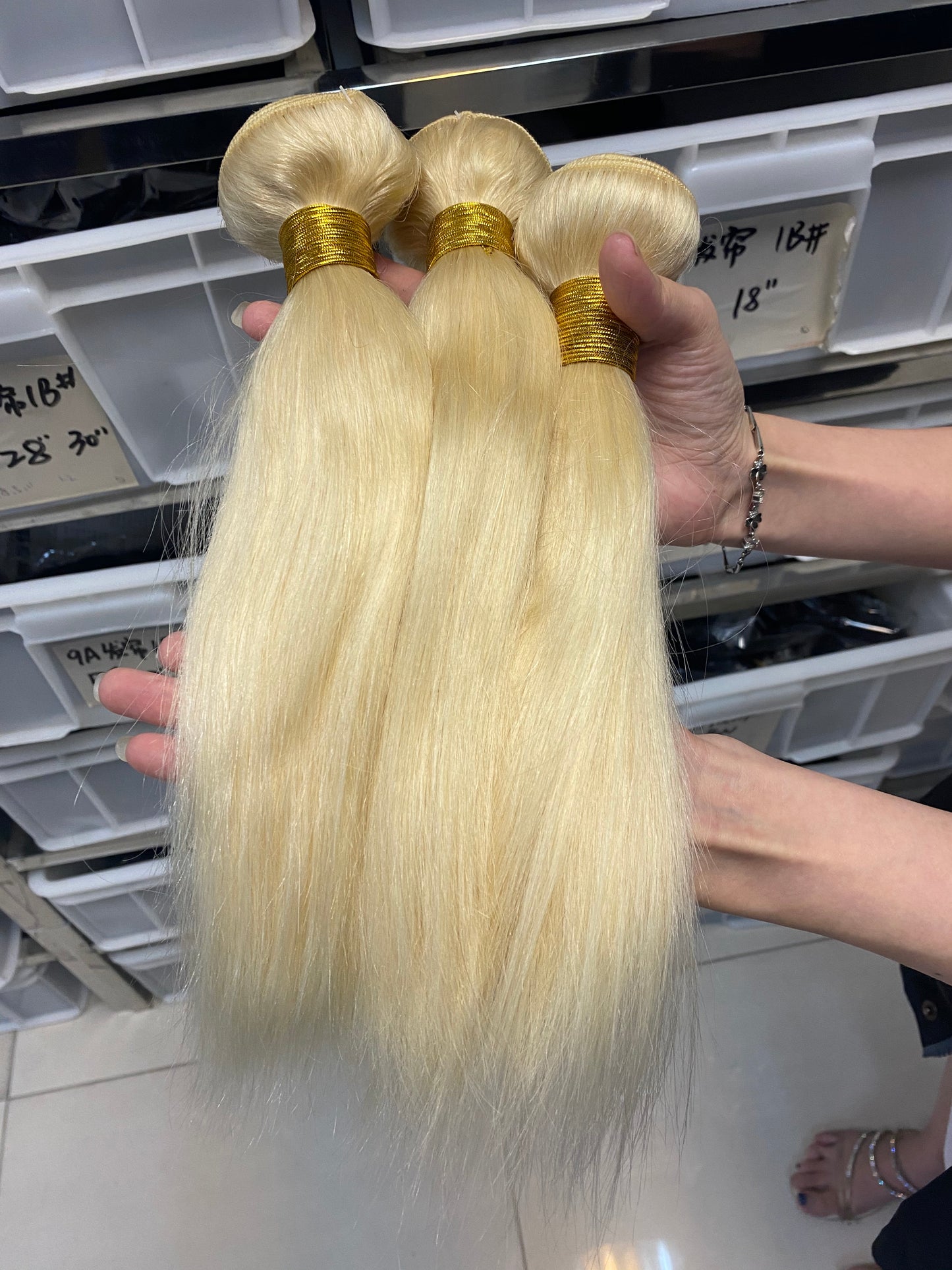 613 Body Wave Blonde Hair Bundle